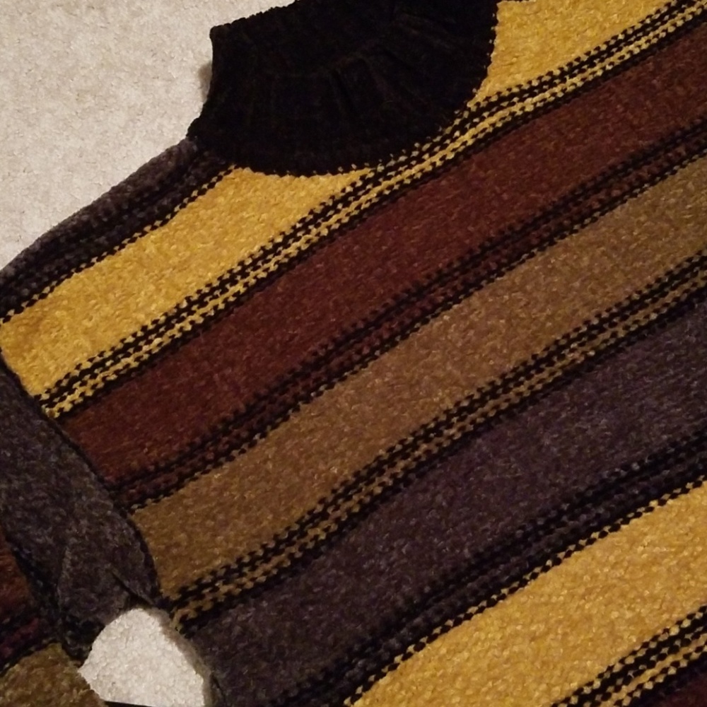 ๐ฌWarm Mock Neck๐ - Picture 2 of 6